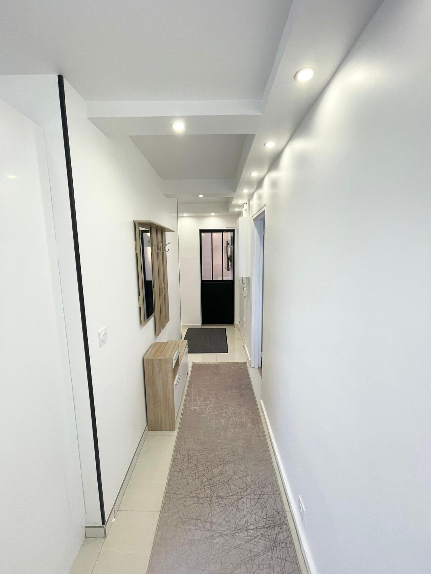 Tres Beau T3 Neuf A Franconville Apartment